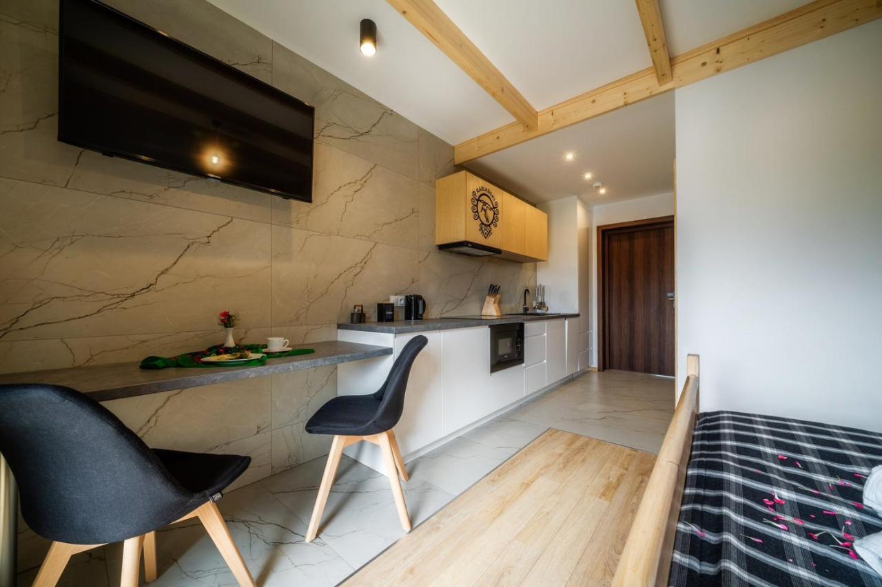 Aparthotel Rabian-Ski Zewnetrzny Basen Oraz Jacuzzi Z Podgrzewana Woda Sala Zabaw I Dmuchaniec Białka Tatrzańska Extérieur photo