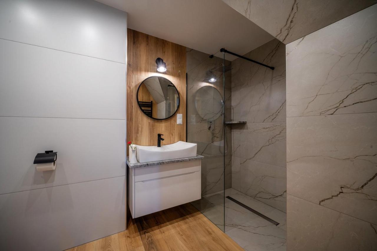 Aparthotel Rabian-Ski Zewnetrzny Basen Oraz Jacuzzi Z Podgrzewana Woda Sala Zabaw I Dmuchaniec Białka Tatrzańska Extérieur photo