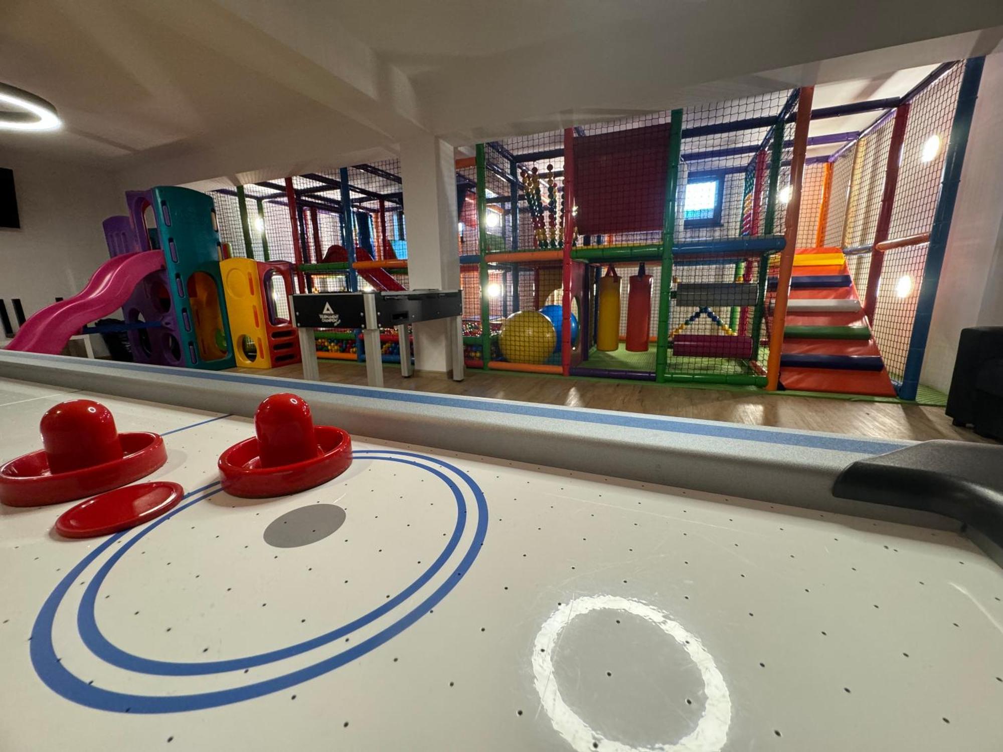 Aparthotel Rabian-Ski Zewnetrzny Basen Oraz Jacuzzi Z Podgrzewana Woda Sala Zabaw I Dmuchaniec Białka Tatrzańska Extérieur photo
